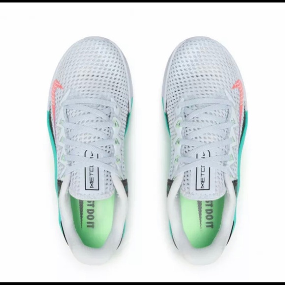 Nike Metcon 6 Women Shoes Football Grey Flash Crimson AT3160 020 MultiSizes - Picture 5 of 11